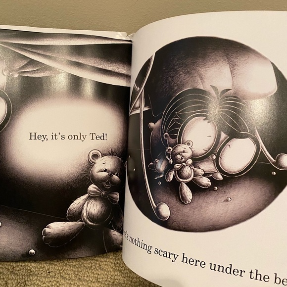 2 x Hardcover Books - Picture 12 of 12